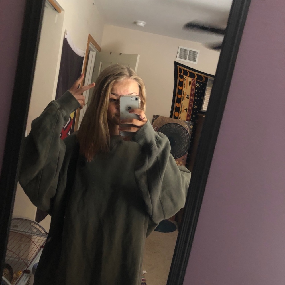 Meet your Posher, Kylee